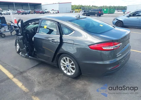 2020 Ford Fusion Se z USA, uszkodzony, nr VIN 3FA6P0LUXLR106423